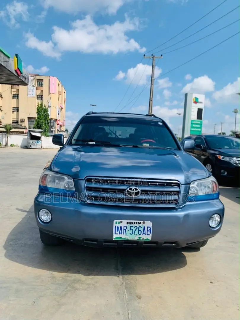 Toyota Highlander Base AWD 2004 Blue