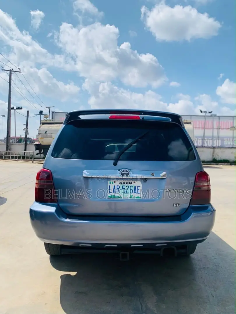 Toyota Highlander Base AWD 2004 Blue
