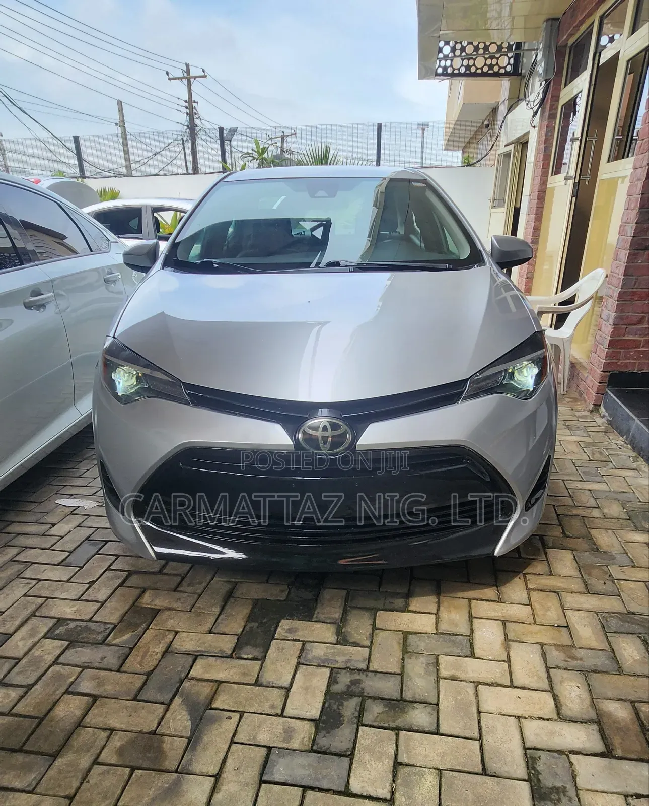 Toyota Corolla LE (1.8L 4cyl 2A) 2018 Silver