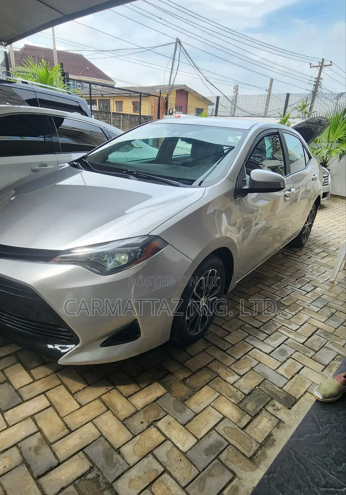 Toyota Corolla LE (1.8L 4cyl 2A) 2018 Silver