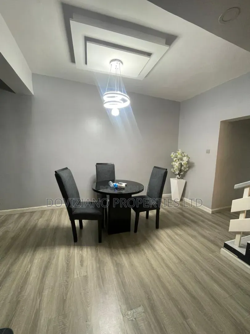 4bdrm Duplex in Lekki Phase 1 for sale