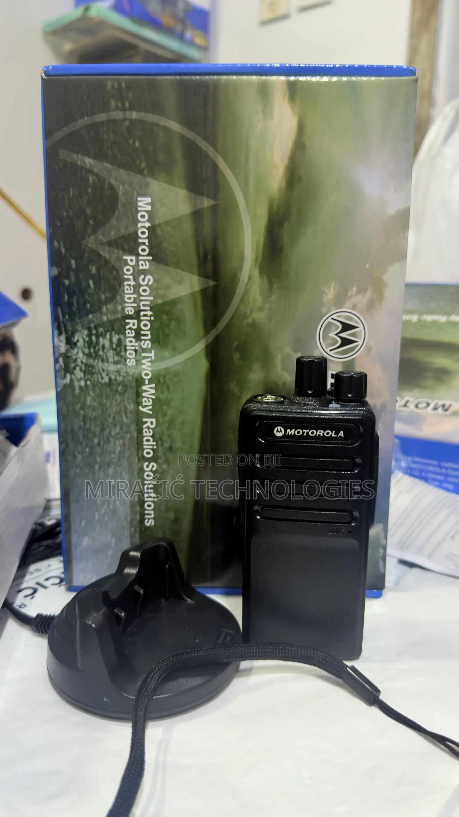 Motorola M9 Walkie Talkie Radio