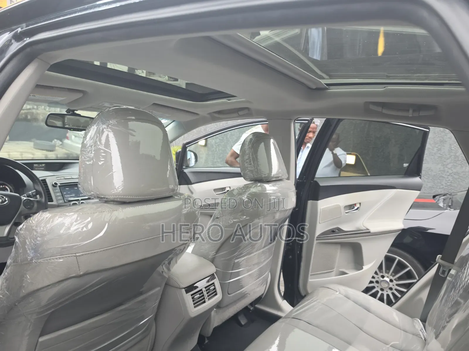 Toyota Venza XLE 4dr Wagon AWD (3.5L 6cyl 6A) 2015 Black