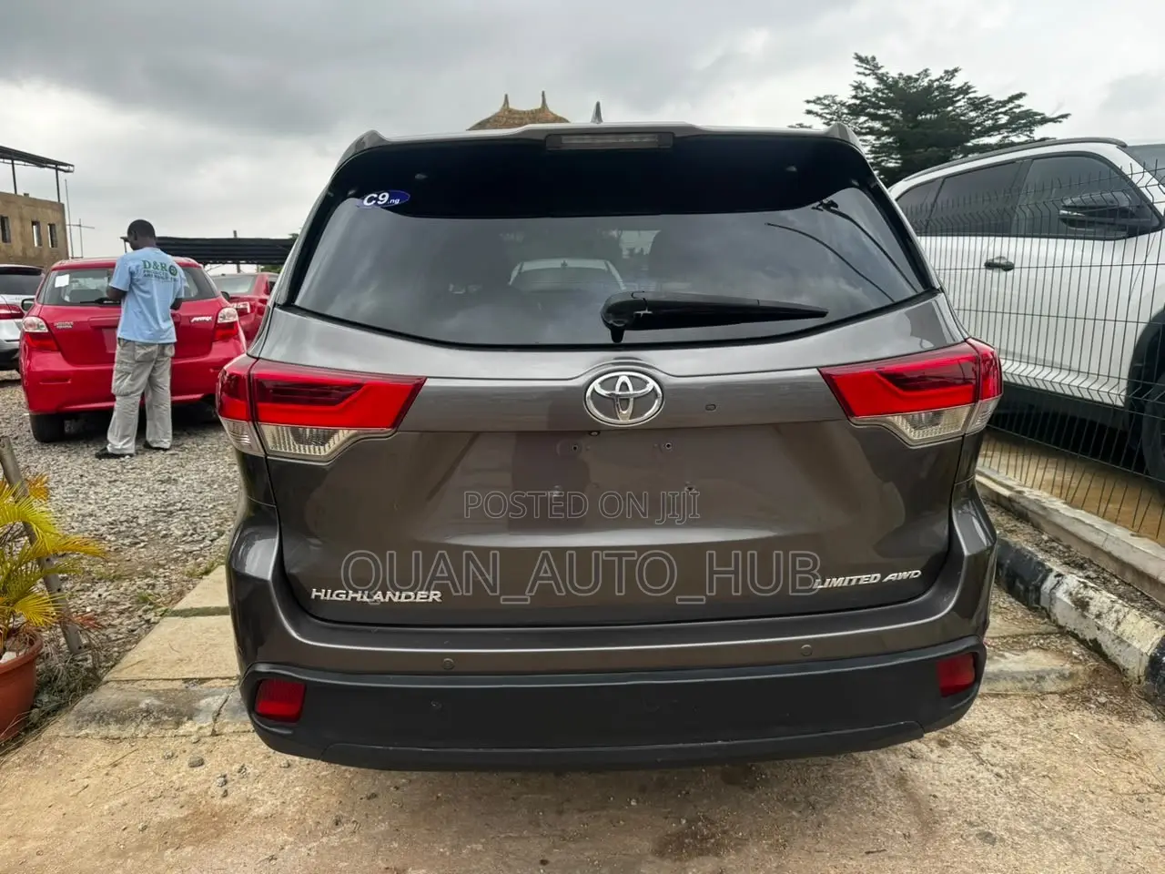 Toyota Highlander Limited Platinum 4dr SUV AWD (3.5L 6cyl 6A) 2015 Gray
