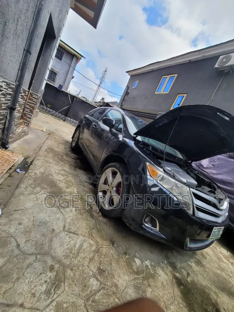 Toyota Venza 2012 Black