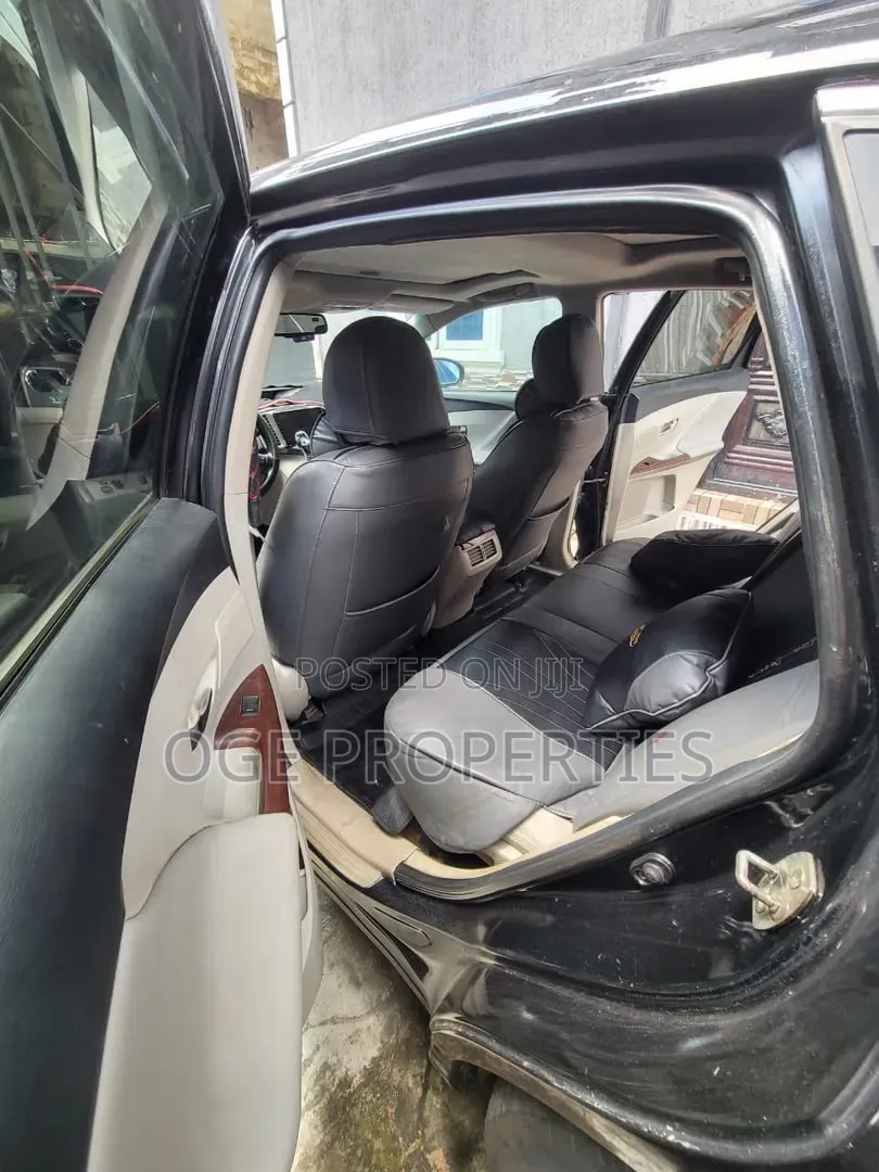 Toyota Venza 2012 Black