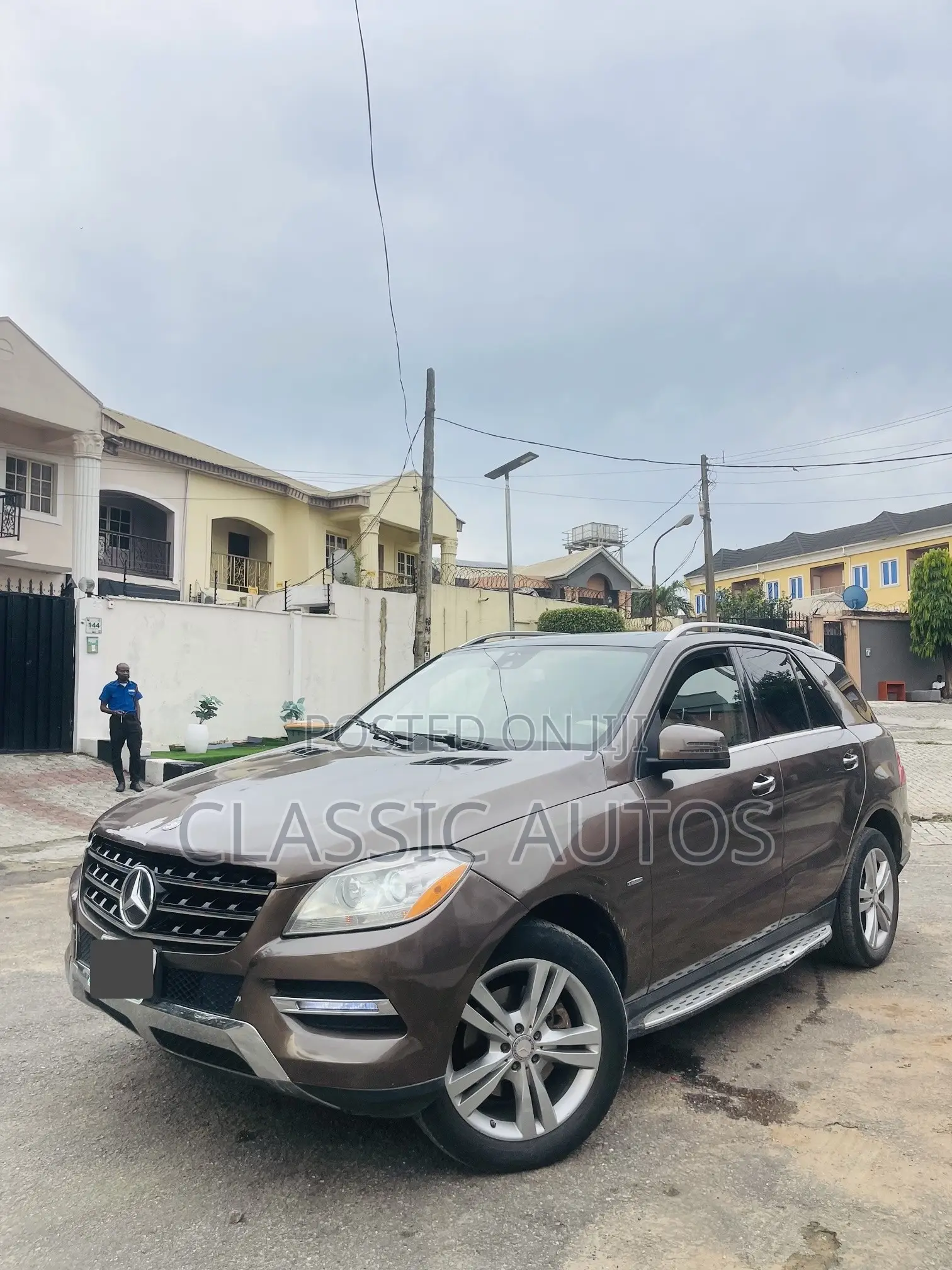 Mercedes-Benz M Class 2013 Brown