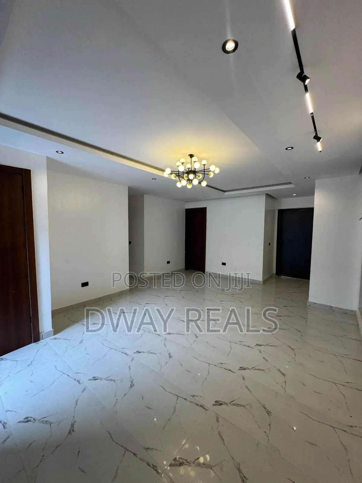 2bdrm Apartment in Lekki Phase 1 for rent