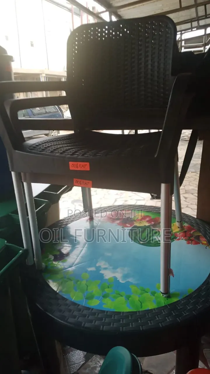 Modern Rattan Weave Plastic Armchair With Aluminium Legs (OK PLAST)
