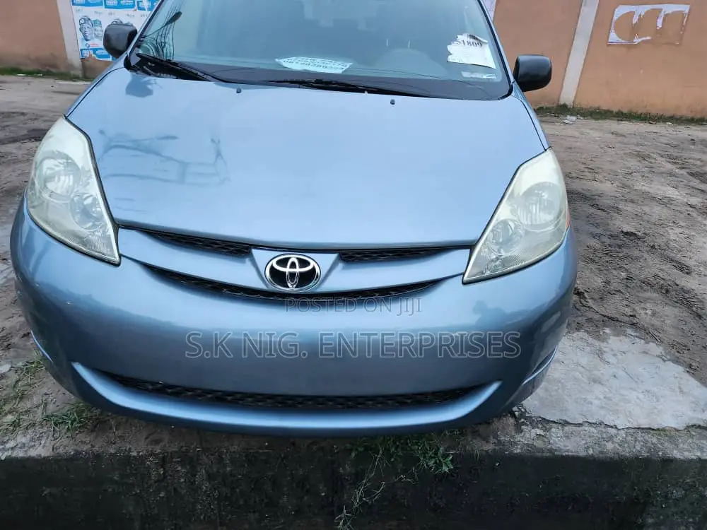 Toyota Sienna LE FWD 2006 Silver