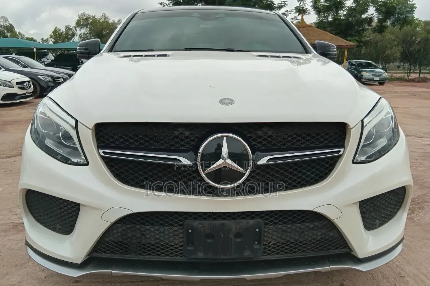 Mercedes-Benz GLE-Class 2016 Off white
