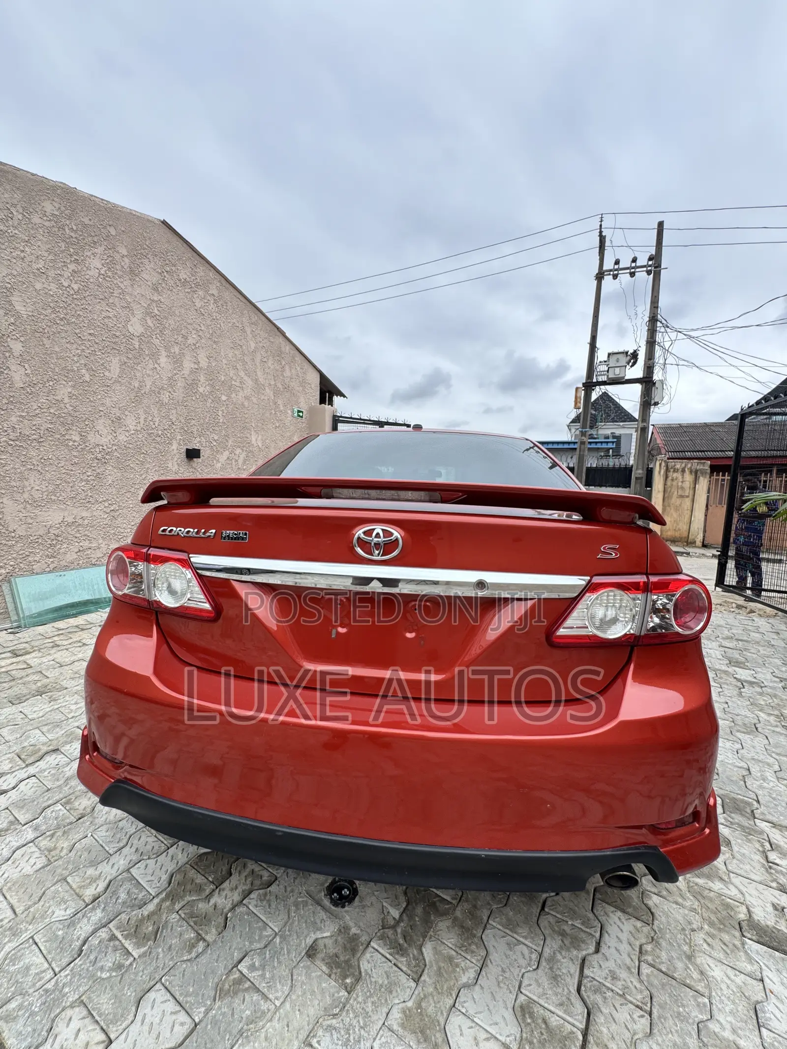 Toyota Corolla S Special Edition 4dr Sedan (1.8L 4cyl 4A) 2013 Orange