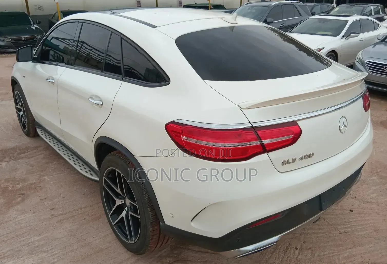 Mercedes-Benz GLE-Class 2016 Off white