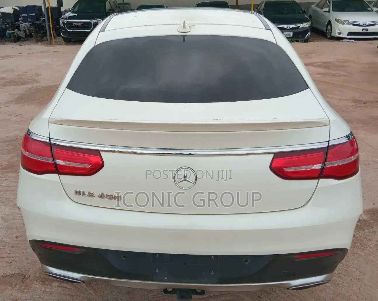 Mercedes-Benz GLE-Class 2016 Off white