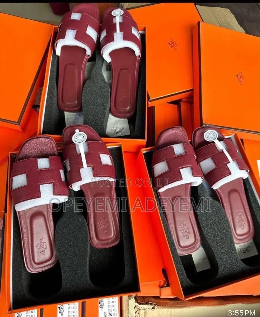 Maroon Hermes Slippers