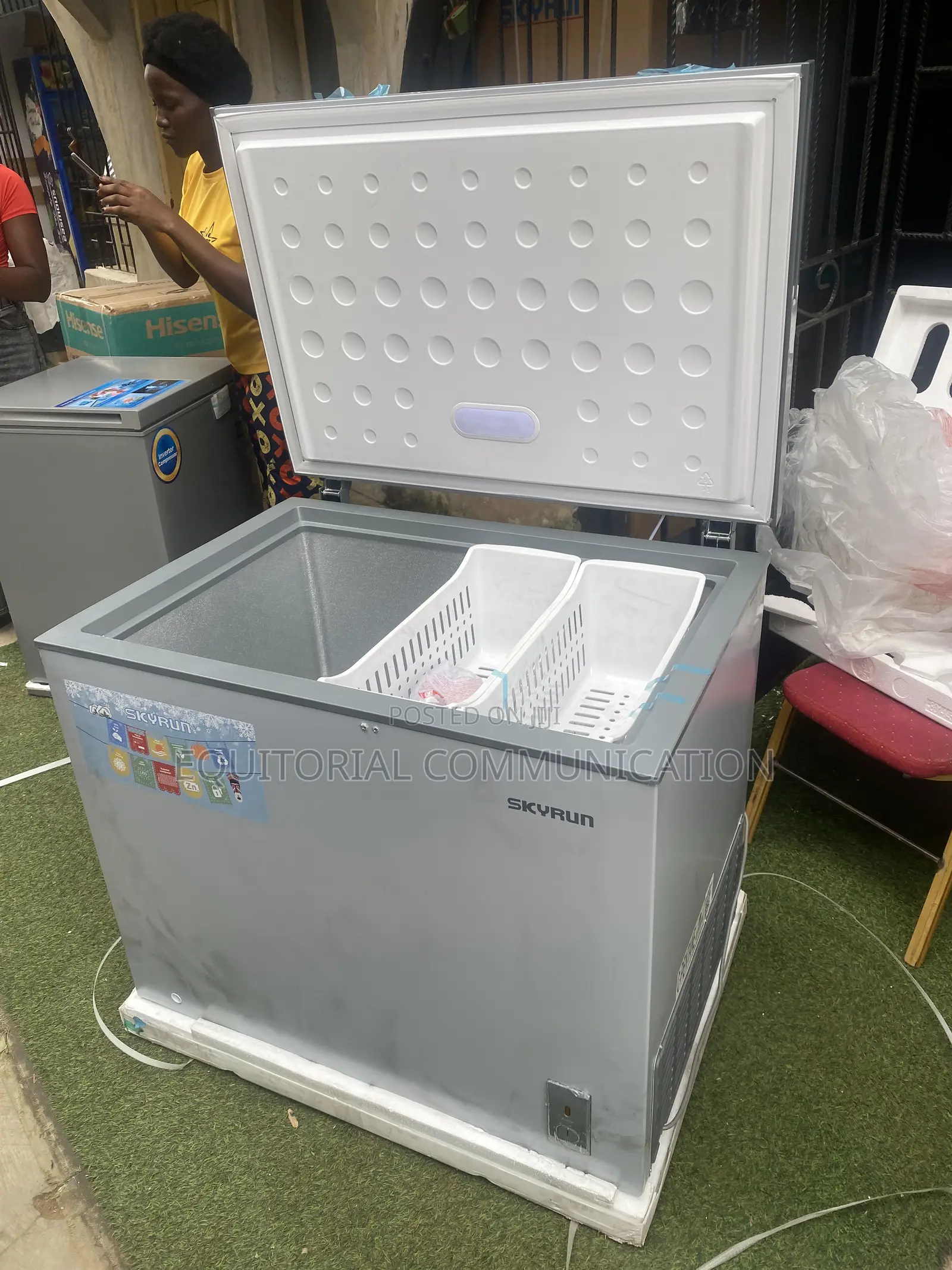 Skyrun 260L BD-260A Food Chest Freezer