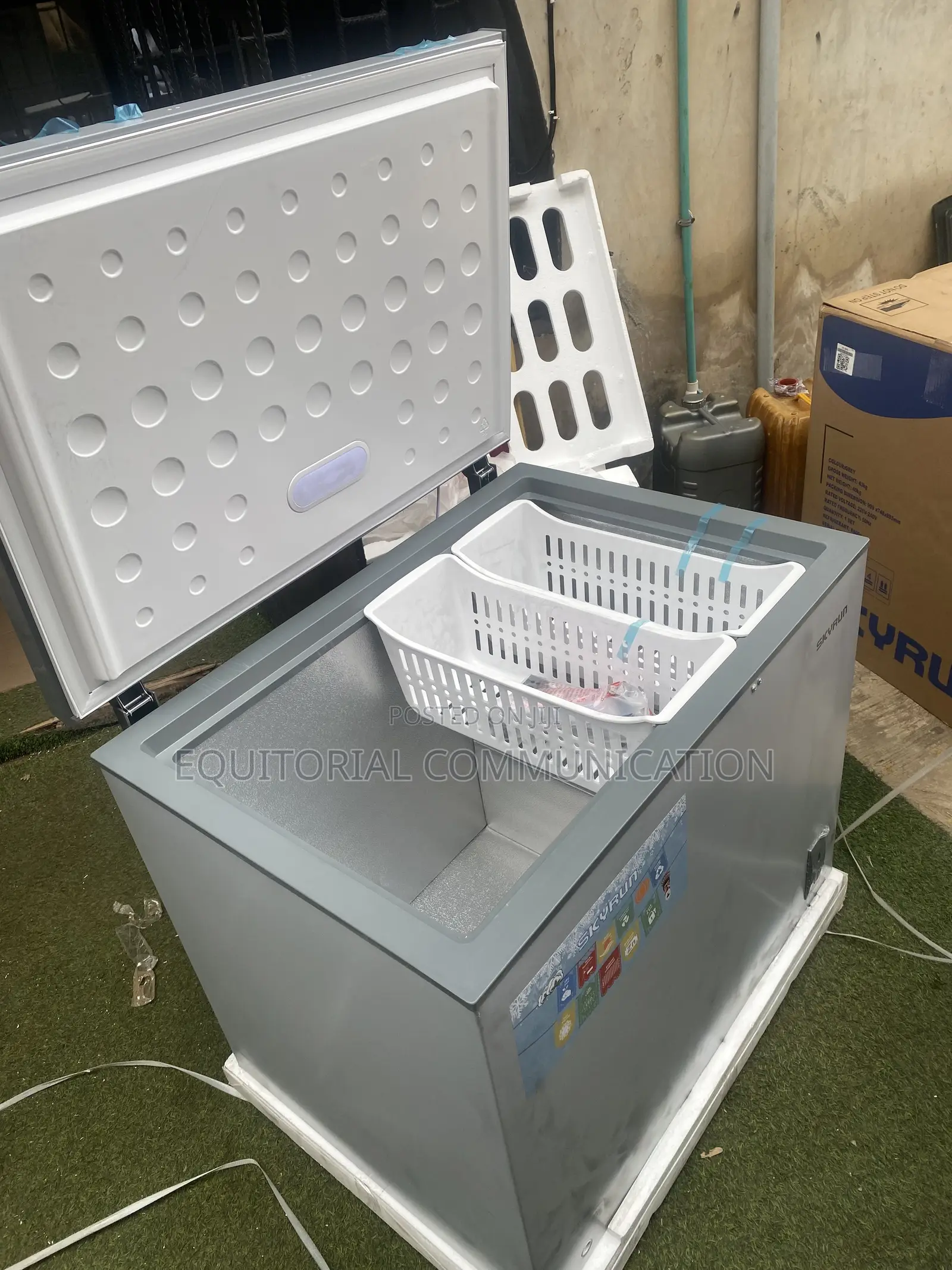 260L Skyrun BD-260A Food Storage Freezer