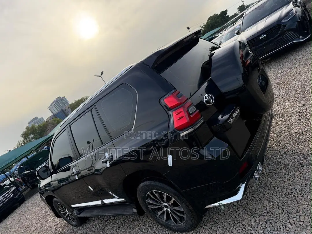 Toyota Land Cruiser Prado 4.0 Petrol TX-L 2014 Black