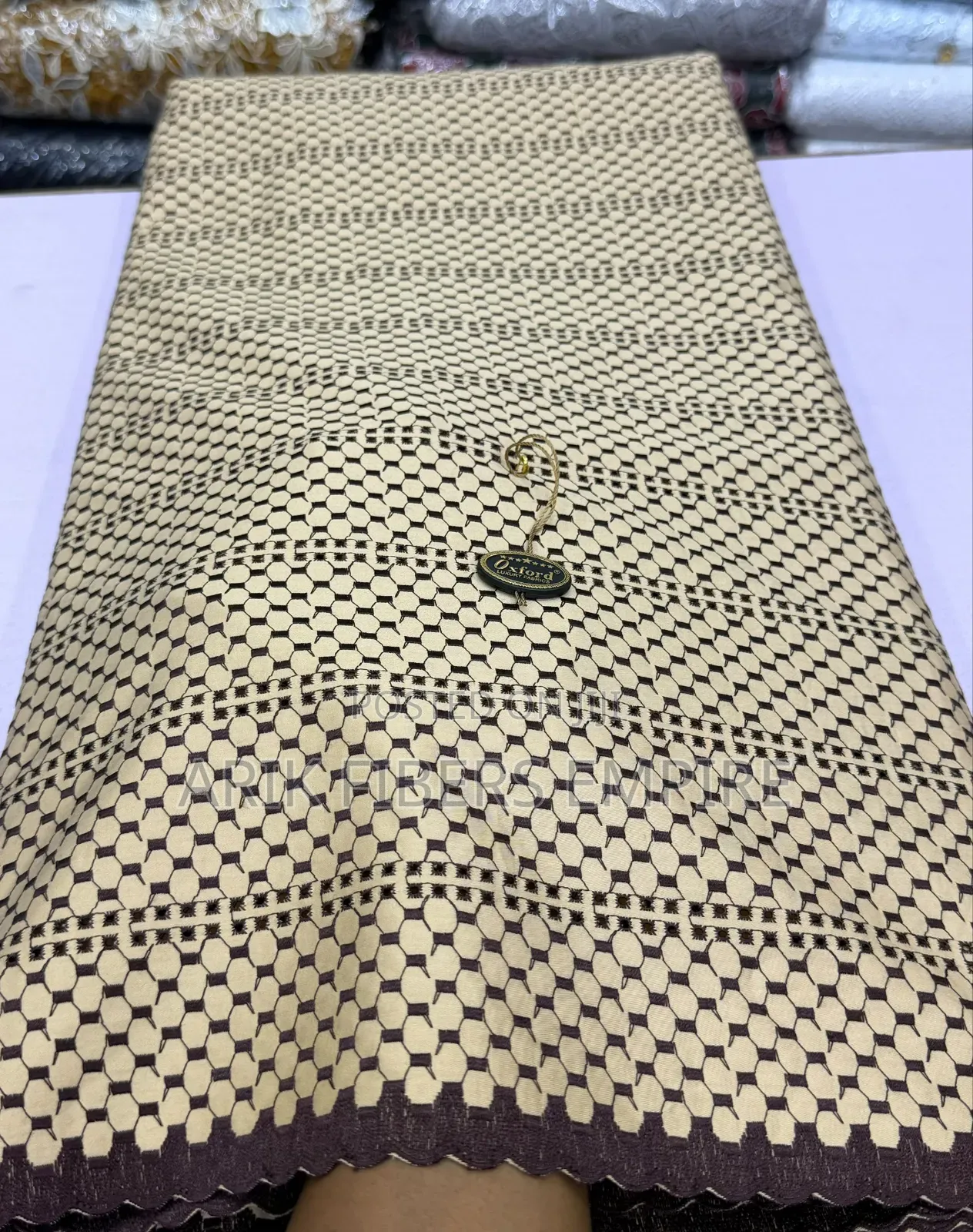 Gorgeous Austria Oxford Lace(unisex)