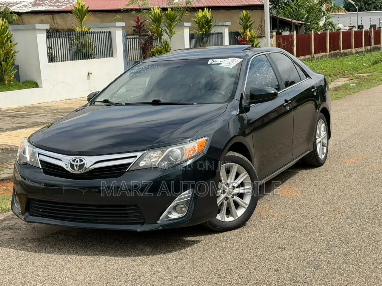 Toyota Camry XLE V6 4dr Sedan (3.5L 6cyl 6A) 2012 Black