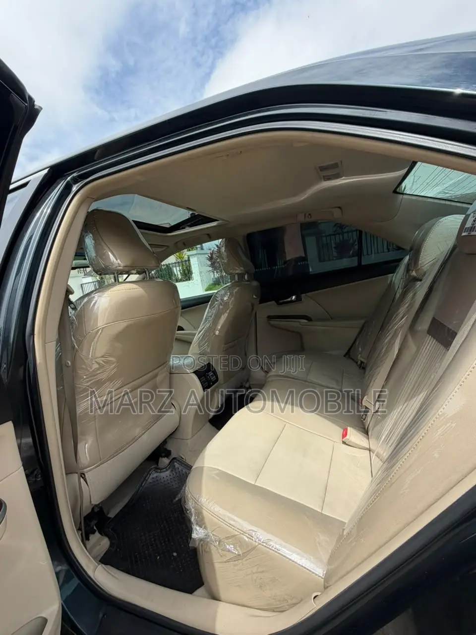 Toyota Camry XLE V6 4dr Sedan (3.5L 6cyl 6A) 2012 Black