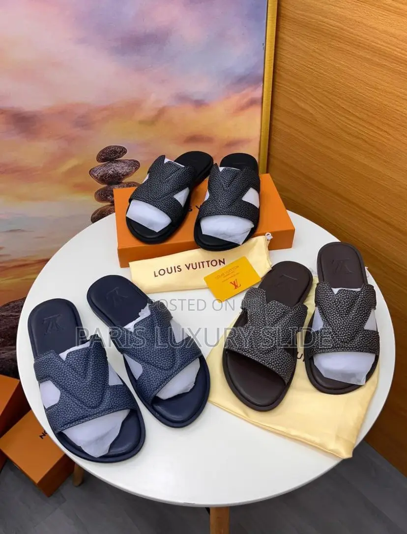 Louis Vuitton LV Oasis Slides Black Designer Palm Slippers Luxury Box
