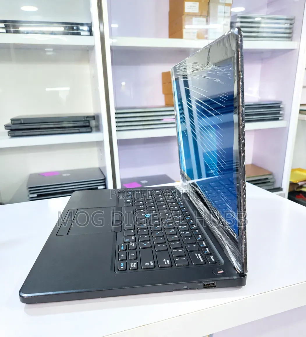 Laptop Dell Latitude 5450 8GB Intel Core i5 HDD 500GB