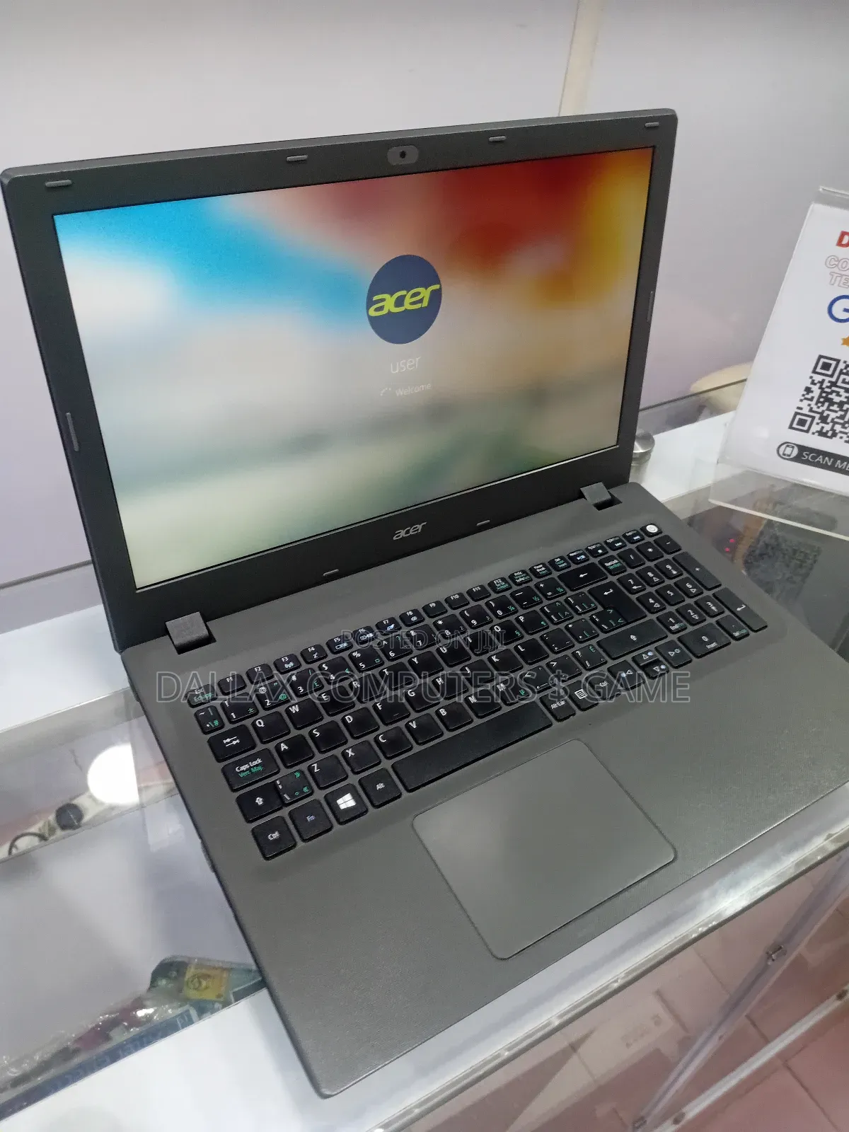 Laptop Acer Aspire E5-573T 8GB Intel Pentium SSD 256GB