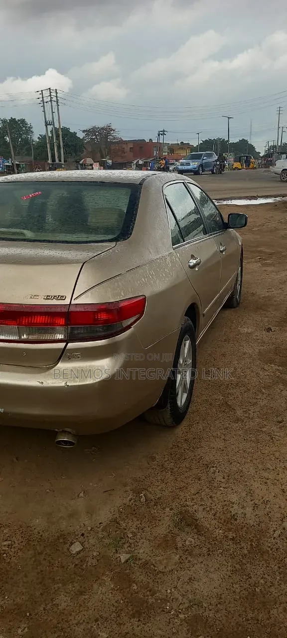 Honda Accord Sedan LX V6 Automatic 2005 Gold