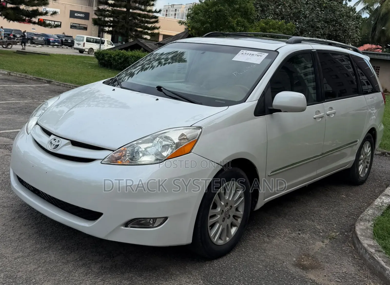 Toyota Sienna XLE Limited 2008 White
