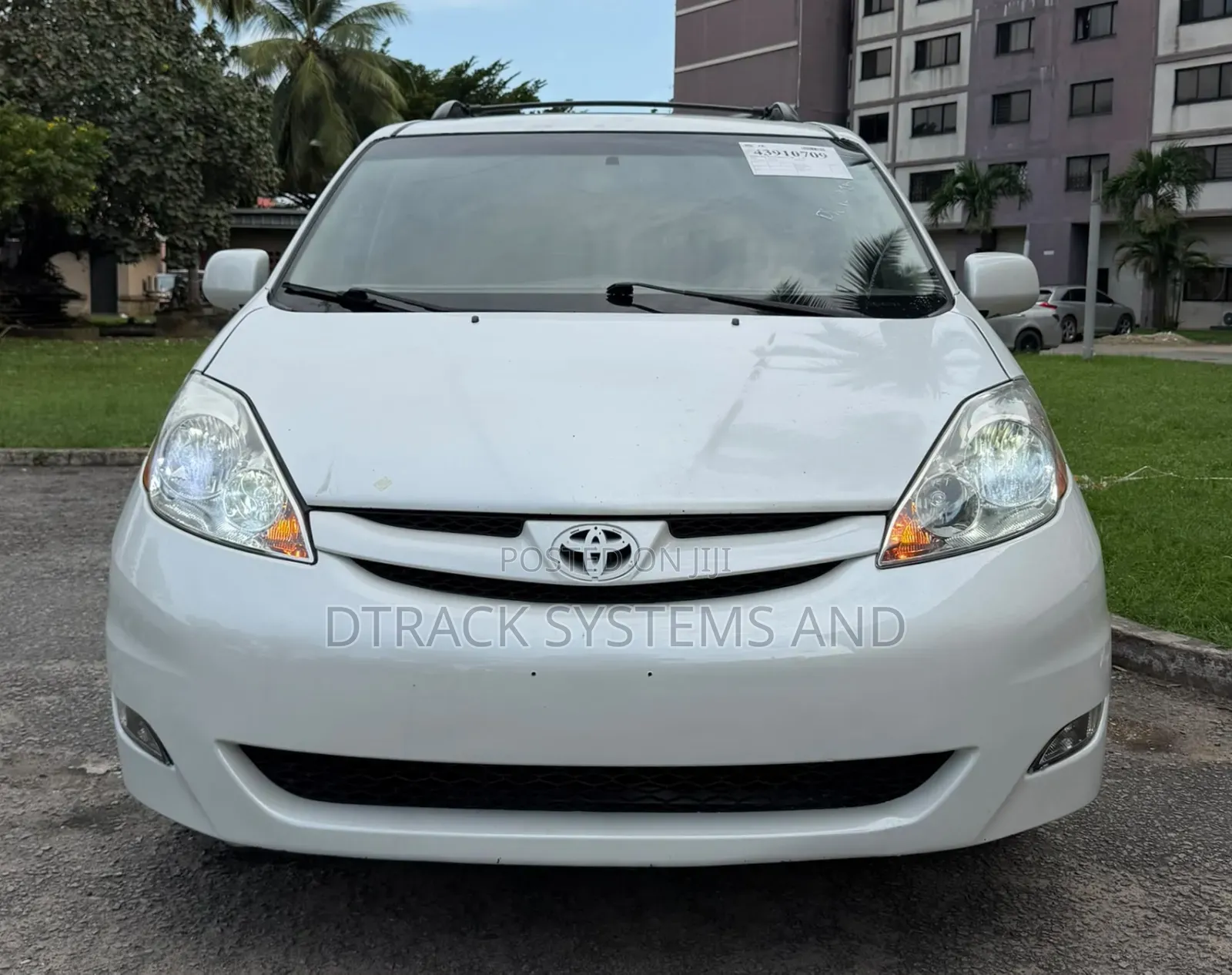 Toyota Sienna XLE Limited 2008 White