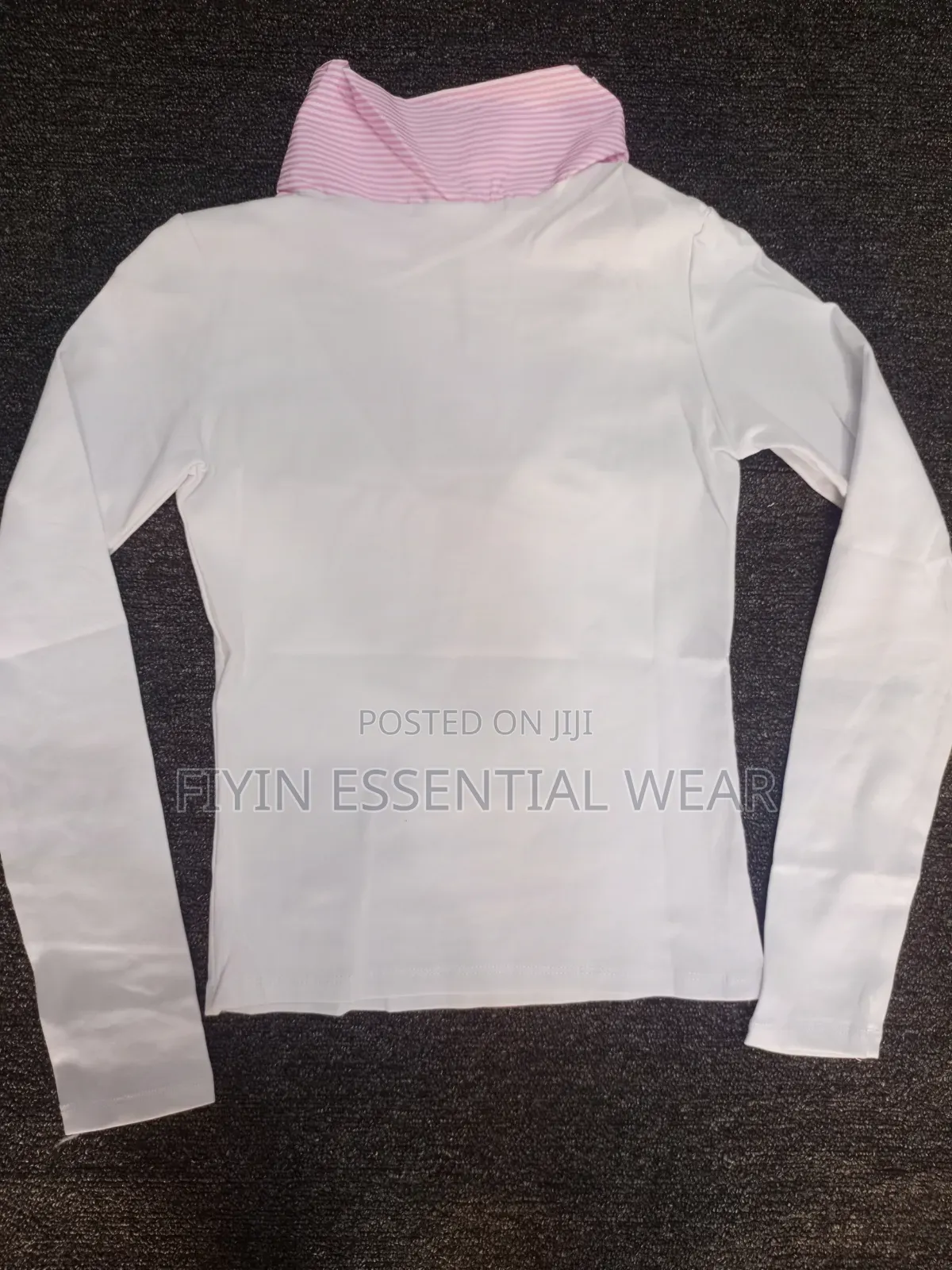 Long Sleeve Top With Pink Striped Collar
