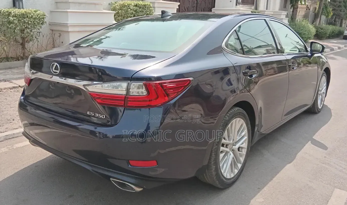 Lexus ES 350 FWD 2018 Blue