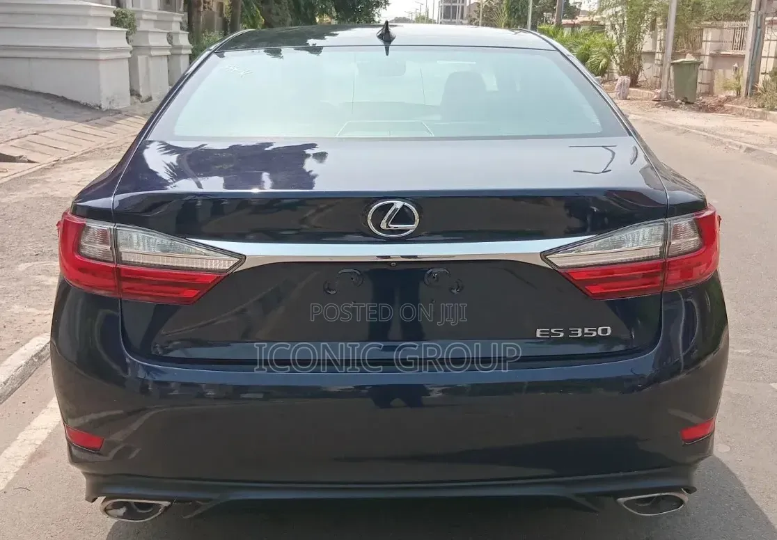 Lexus ES 350 FWD 2018 Blue