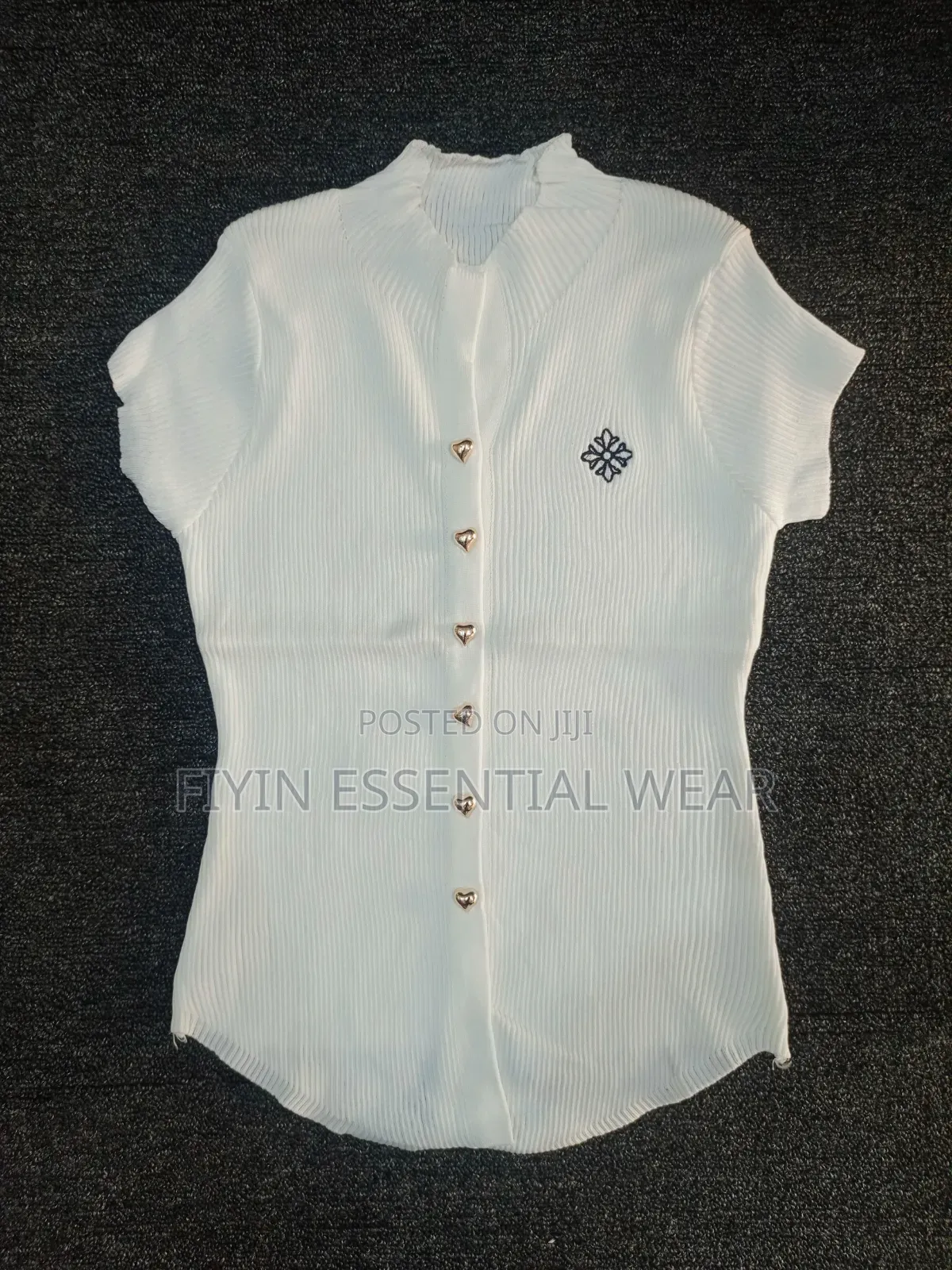 Ribbed Button-Front Ladies' Top