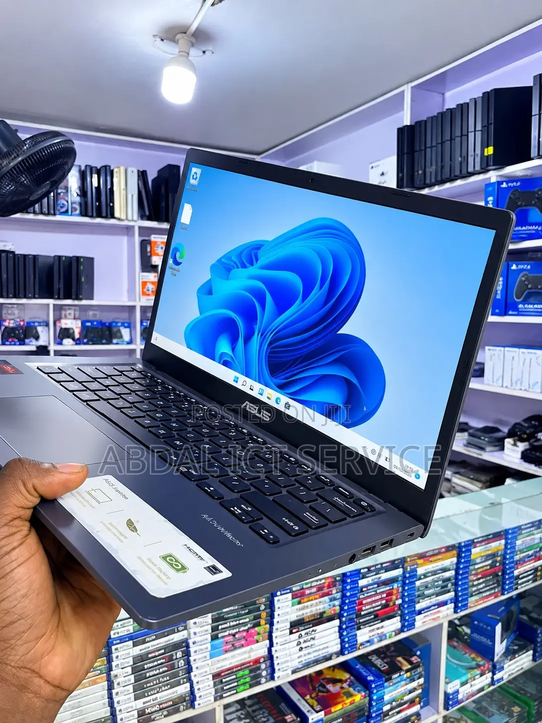 Laptop Asus X415J 8GB AMD Ryzen 3 SSD 128GB