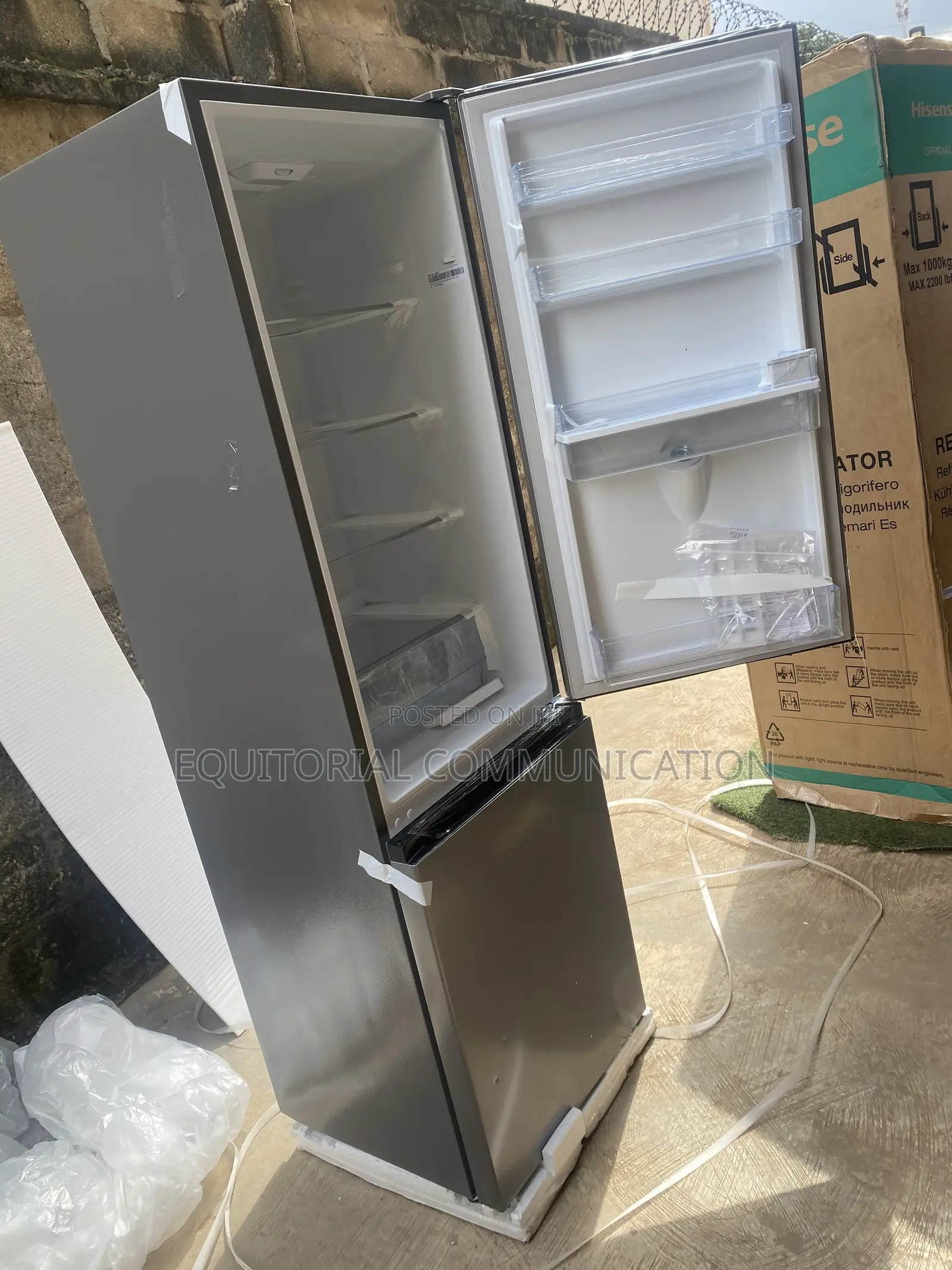 Hisense 264L RD-35DCB Refrigerator Double Door Bottom Freezer Unit