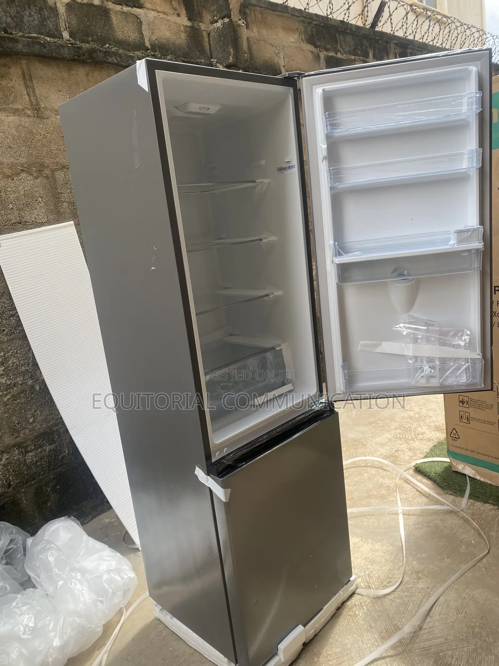 Hisense RD-35DCB 264L Bottom Freezer Double Door Kitchen Fridge