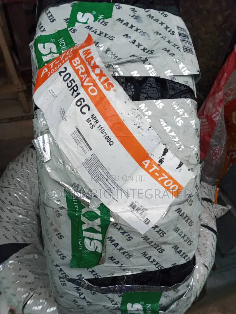 205r16c for Hilux