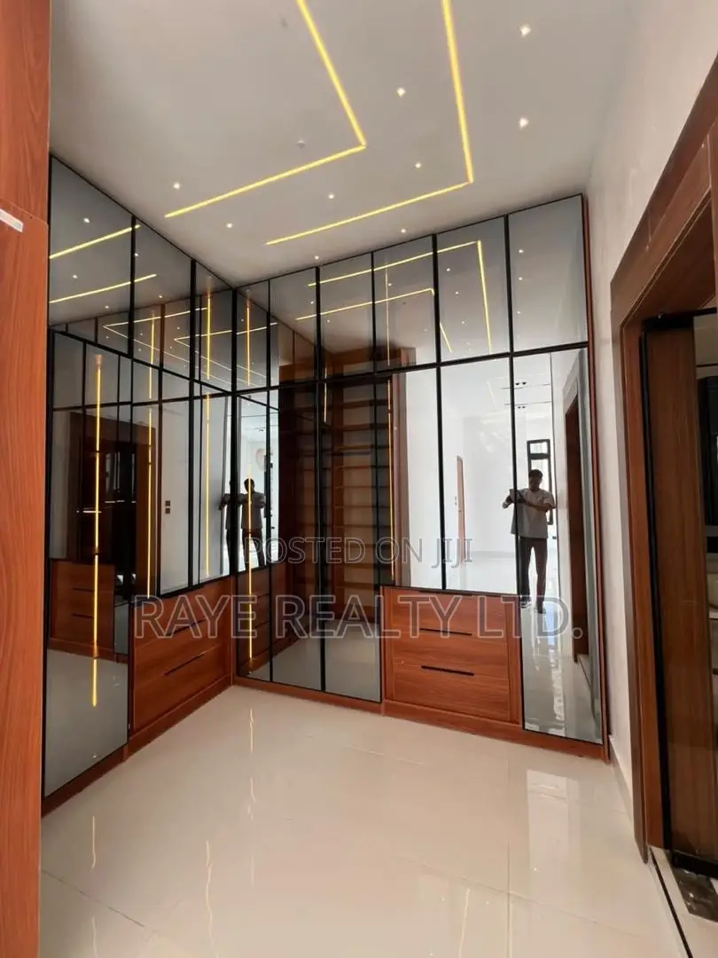4bdrm Duplex in Ajah for sale