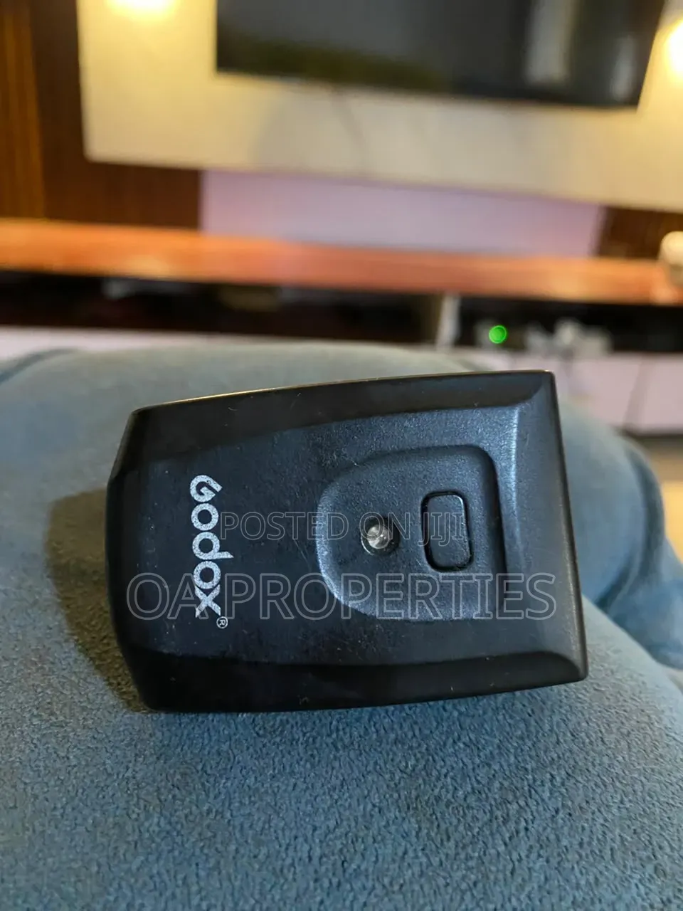 Used CANON 5D Marklll 2 Batteries,1BatteryCharger,1Godox miniTrigger
