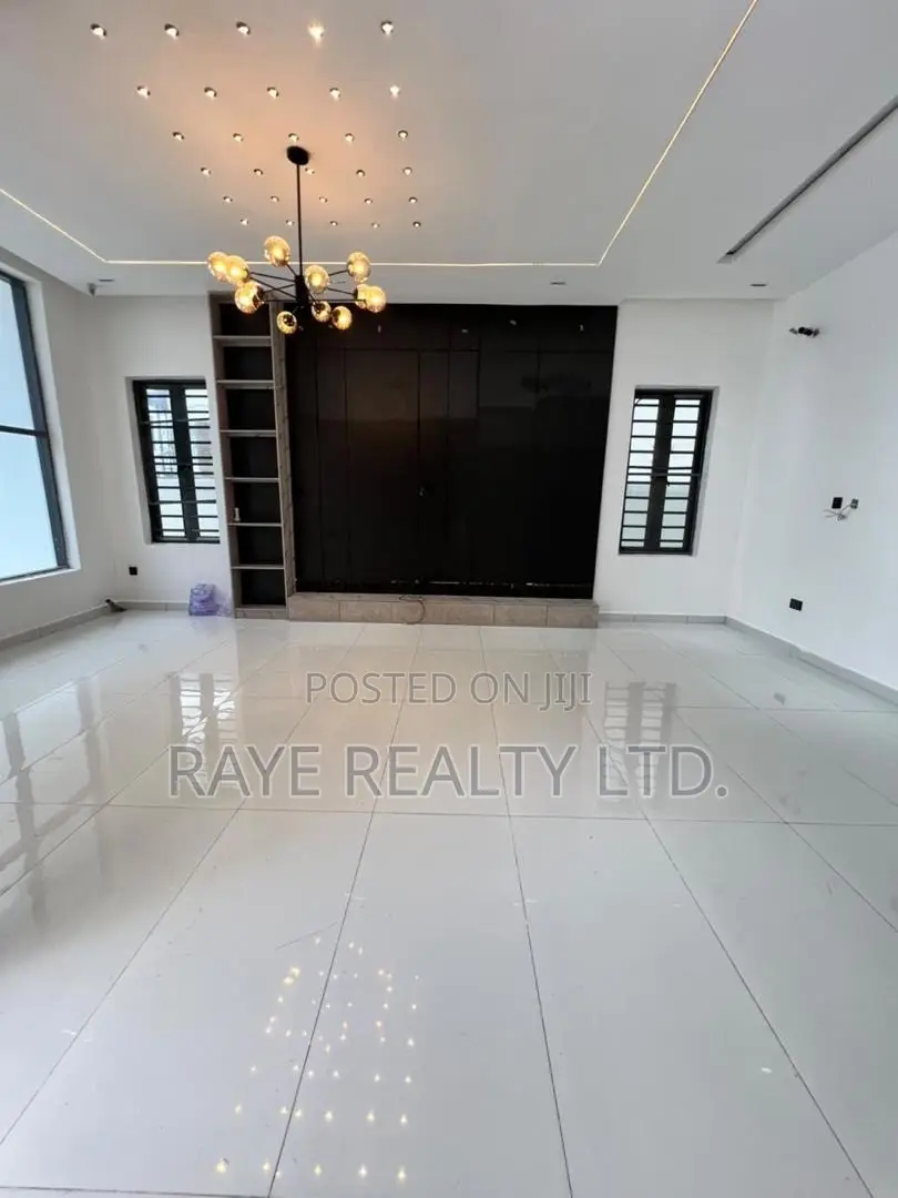 4bdrm Duplex in Ajah for sale
