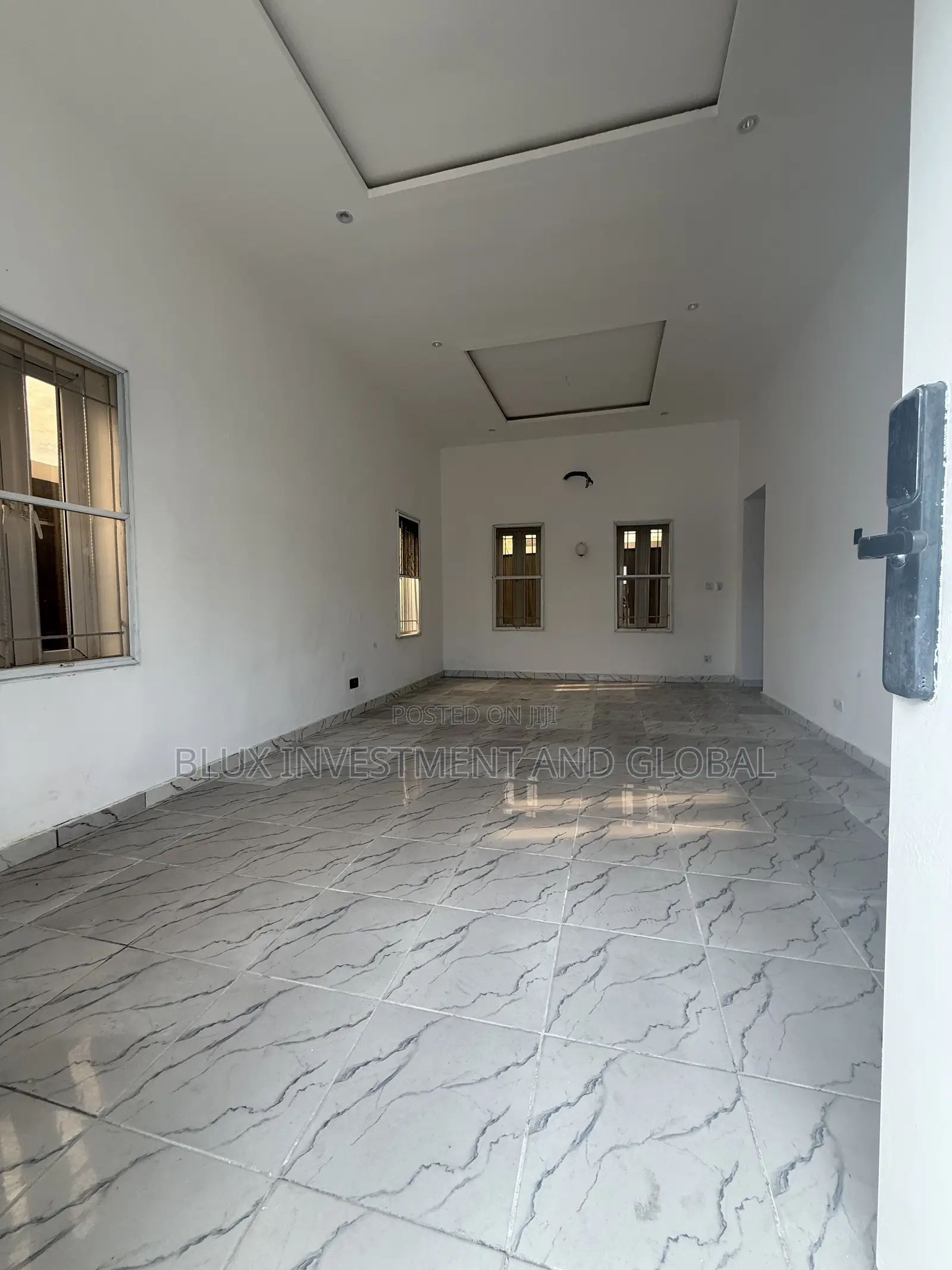 2bdrm Duplex in Bankoli Street, Ologolo for rent