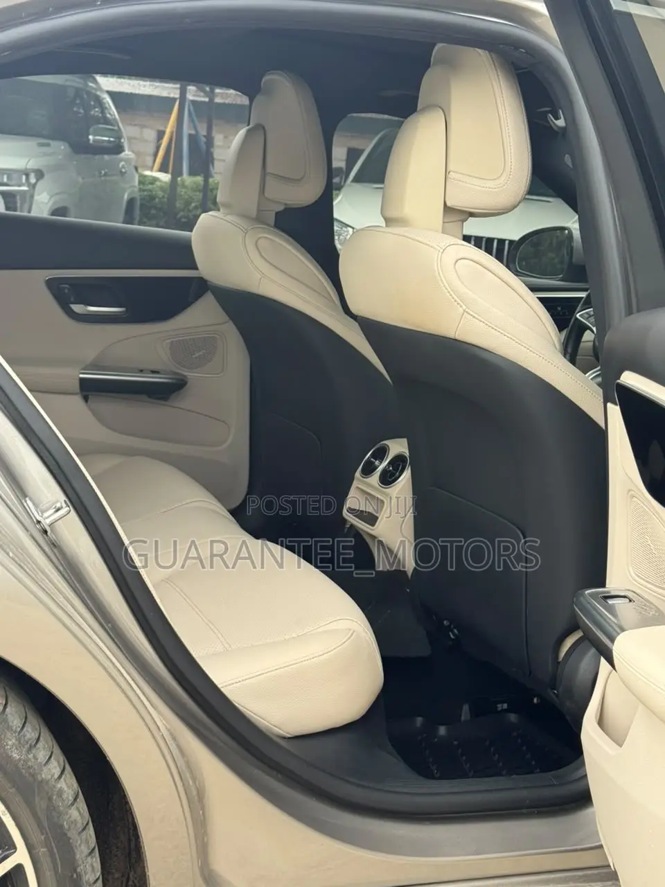 Mercedes-Benz C300 2023 Gray