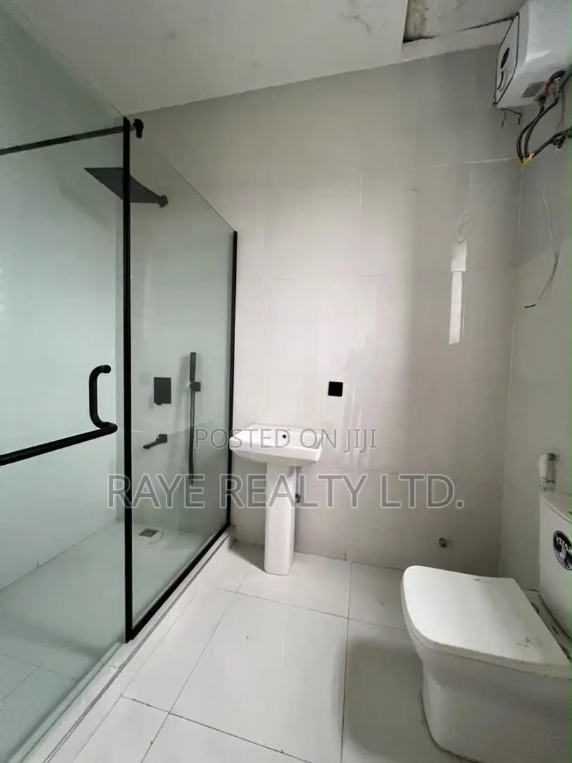 5bdrm Duplex in Ajah for sale