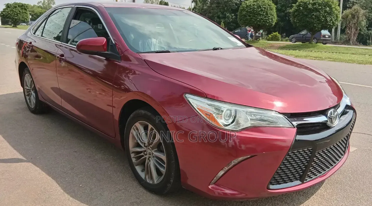 Toyota Camry SE 4dr Sedan (2.5L 4cyl 6A) 2016 Red