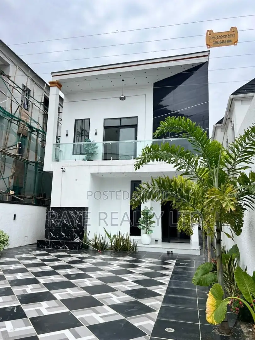 5bdrm Duplex in Ajah for sale