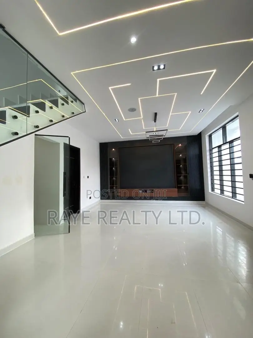 4bdrm Duplex in Sangotedo for sale