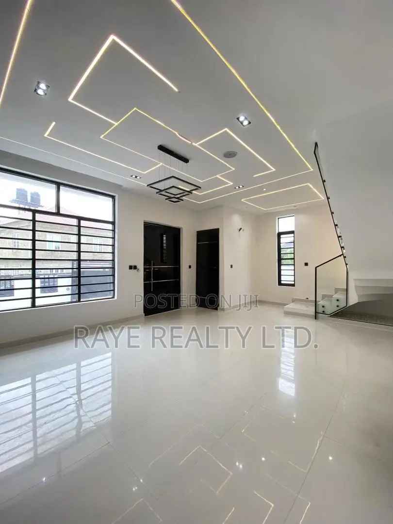 4bdrm Duplex in Sangotedo for sale