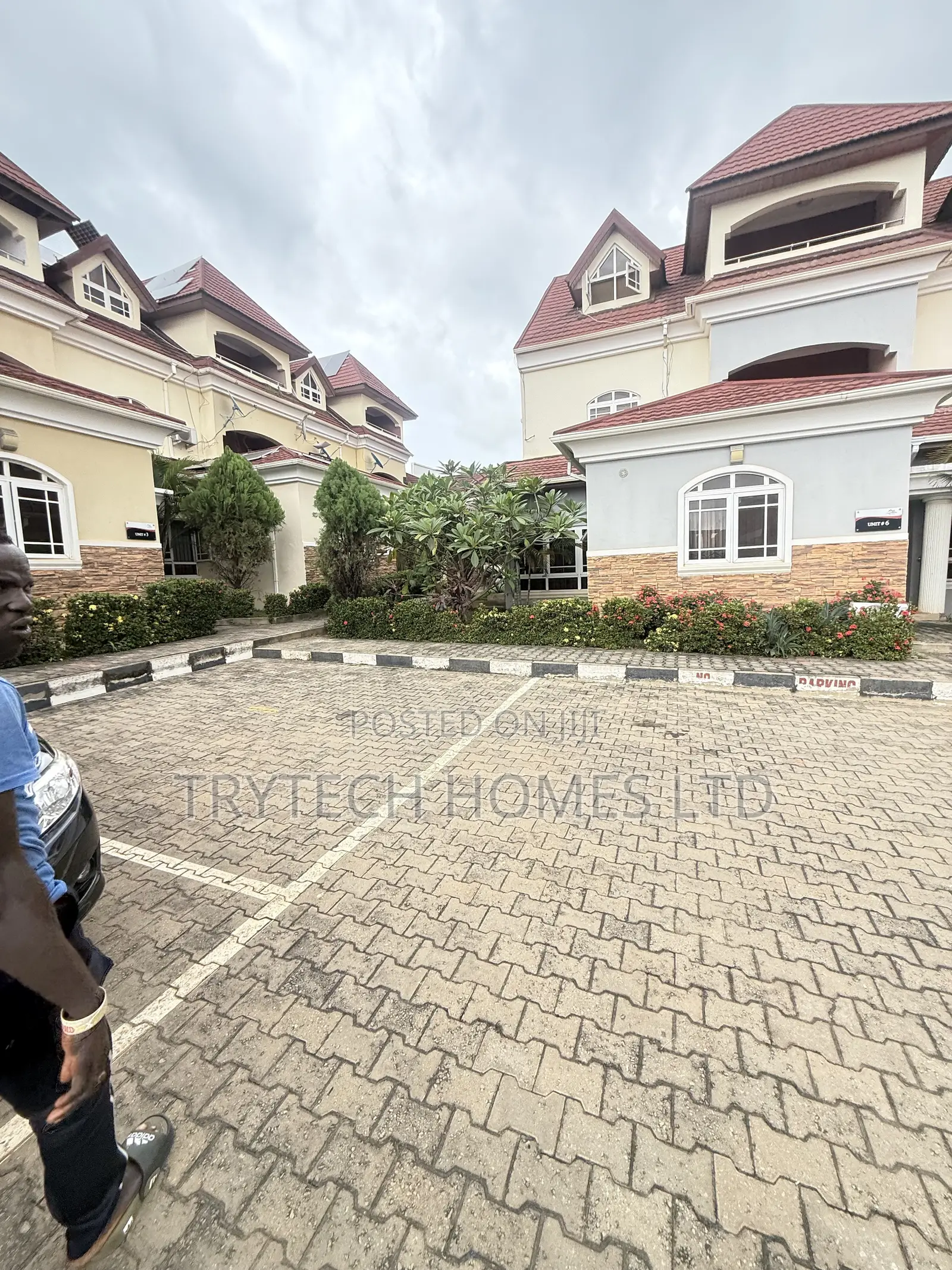 4bdrm Townhouse / Terrace in Katampe Extension for rent